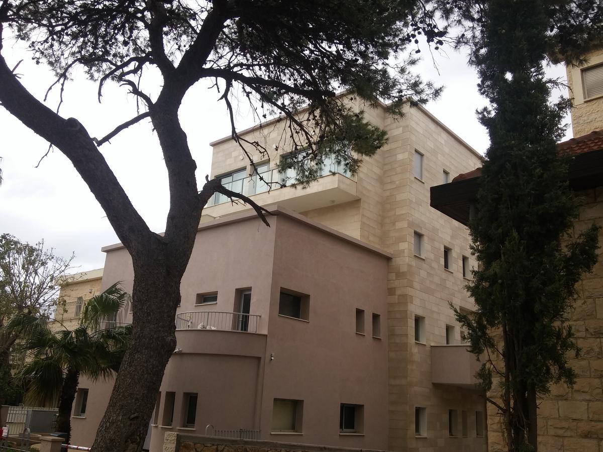 Rothschild 1929 Luxury Apartments Hotel Haifa Esterno foto