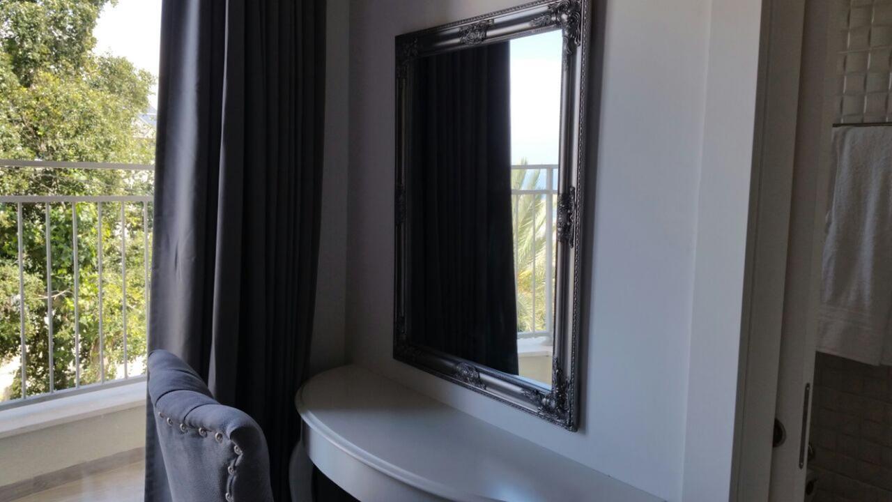 Rothschild 1929 Luxury Apartments Hotel Haifa Esterno foto