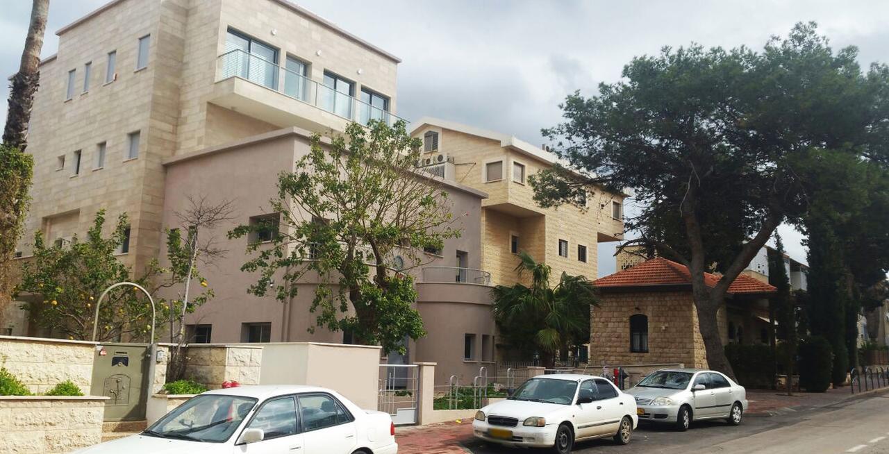 Rothschild 1929 Luxury Apartments Hotel Haifa Esterno foto