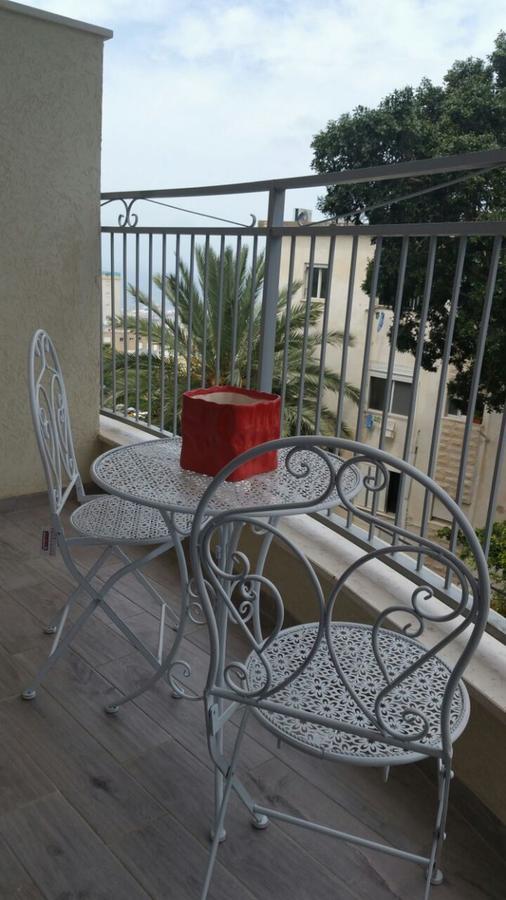 Rothschild 1929 Luxury Apartments Hotel Haifa Esterno foto