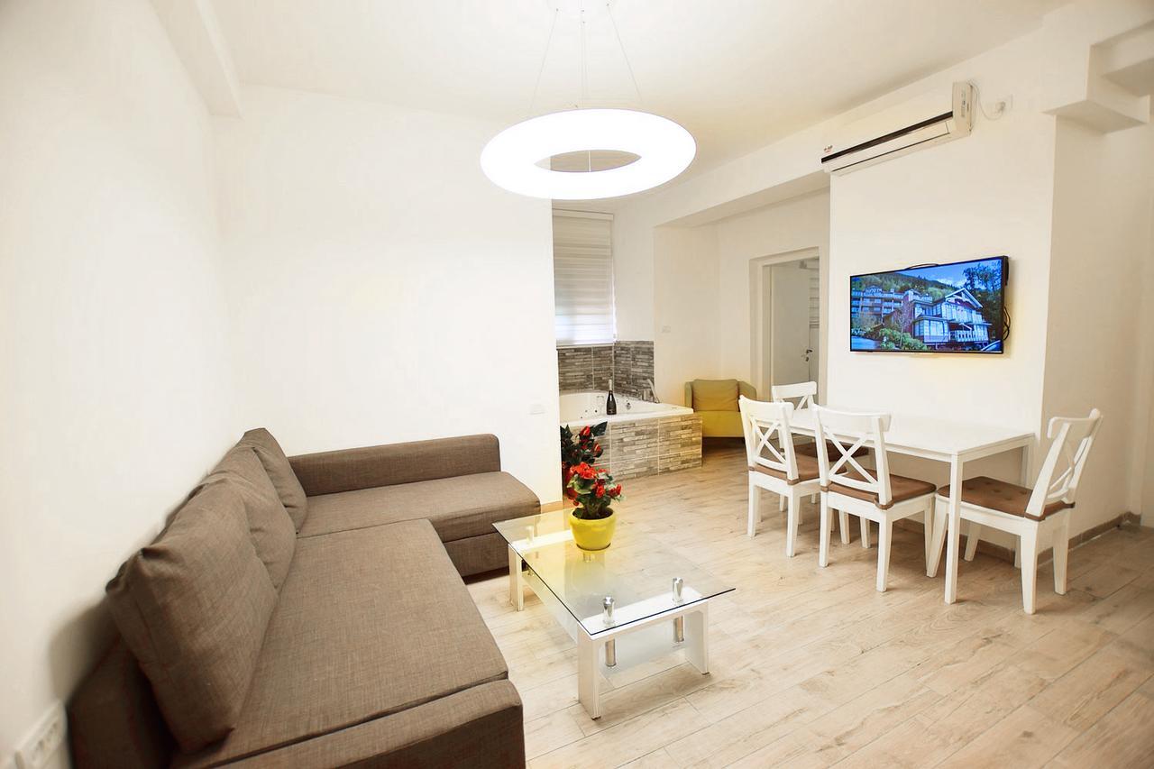 Rothschild 1929 Luxury Apartments Hotel Haifa Esterno foto